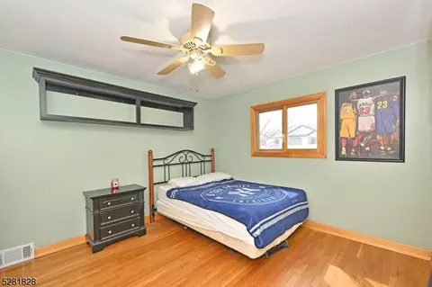 210 Hillcrest Dr, Paramus, NJ 07652 photo 24