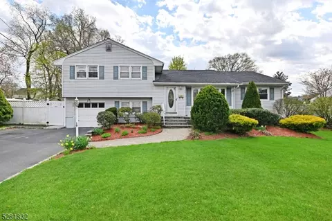 19 Hartland Ave, Emerson, NJ 07630