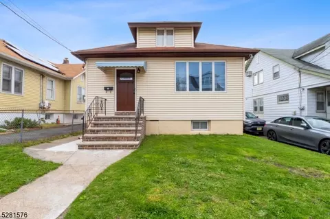 271 275 E 24th, Paterson, NJ 07514