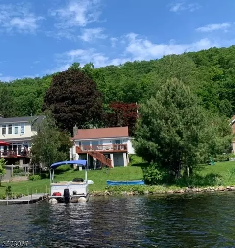 4 Bonning Rd, Newton, NJ 07860