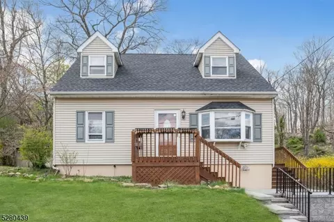 22 Brookview Rd, Denville, NJ 07834