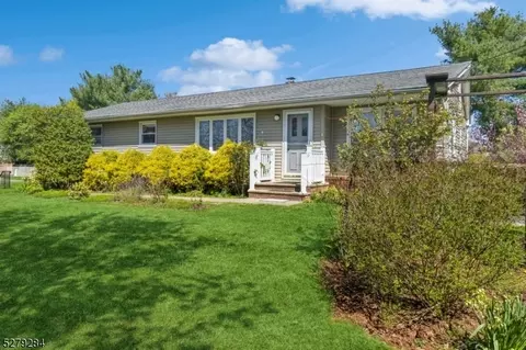 472 Vanderveer Rd, Bridgewater, NJ 08807