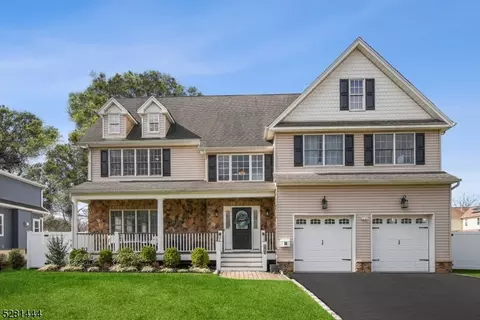 163 Hunter Ave, Fanwood, NJ 07023