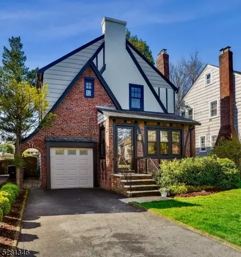 6 Claremont Pl, Bloomfield, NJ 07003