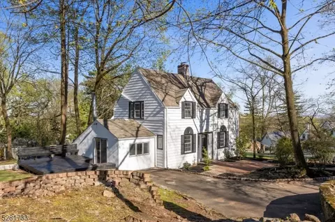 61 Winding Way, West Orange, NJ 07052