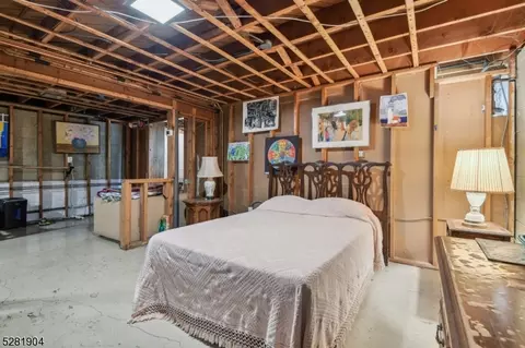 129 Algonquin Trl, Wayne, NJ 07470 photo 17