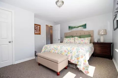 75 Guy St, Dover, NJ 07801 photo 11