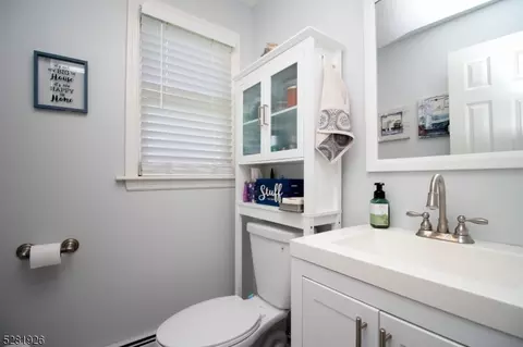 75 Guy St, Dover, NJ 07801 photo 10