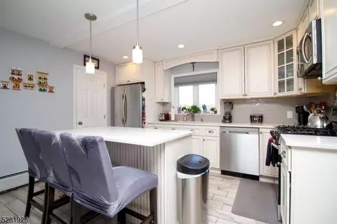 75 Guy St, Dover, NJ 07801 photo 6