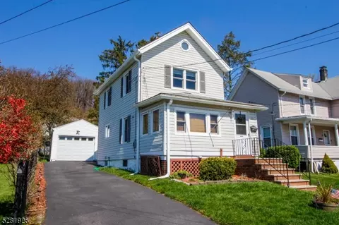 75 Guy St, Dover, NJ 07801 photo 2