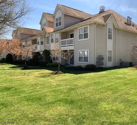 21 Loch Ln #21, Ledgewood, NJ 07852