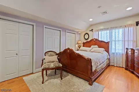 27 David Scott Dr, Wayne, NJ 07470 photo 16