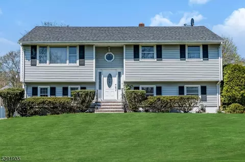 149 River Rd, Branchburg, NJ 08876