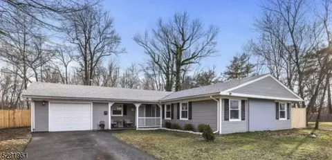 33 Noblewood Pl, Willingboro, NJ 08046