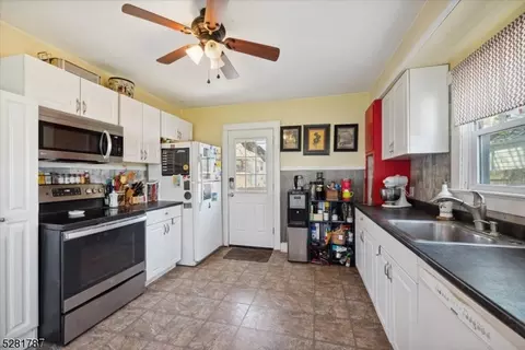 2 Stephen St, Dover, NJ 07801 photo 8