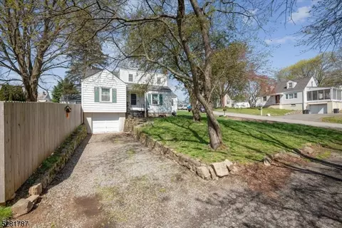 2 Stephen St, Dover, NJ 07801 photo 2