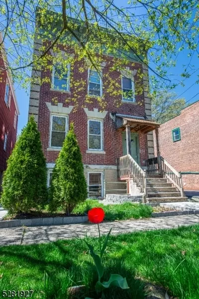 32 Willowdale Ave, Montclair, NJ 07042