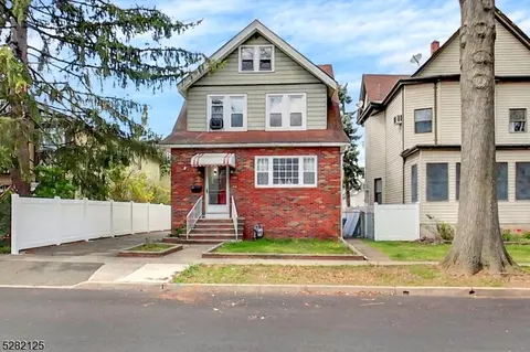 154 Madison Ave, Clifton, NJ 07011