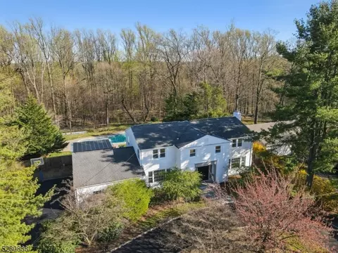 30 Kean Rd, Millburn Twp, NJ 07078