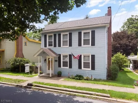 321 Market St, Belvidere, NJ 07823