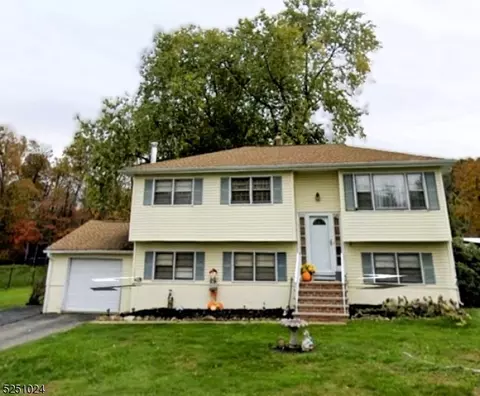 187 Flanders Netcong Rd, Mount Olive, NJ 07836