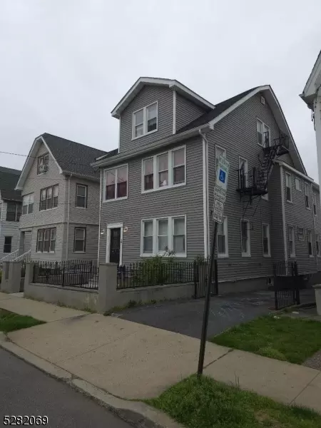 69 Grove St, Bloomfield, NJ 07003