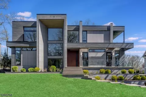353 Hartshorn Dr, Short Hills, NJ 07078