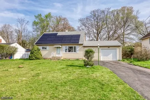 69 Woodlot Rd, Wayne, NJ 07470