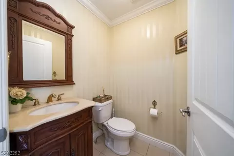 5 Glen Gary Rd, Middlesex, NJ 08846 photo 7
