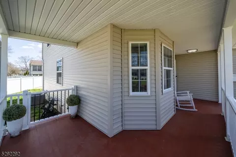 5 Glen Gary Rd, Middlesex, NJ 08846 photo 5