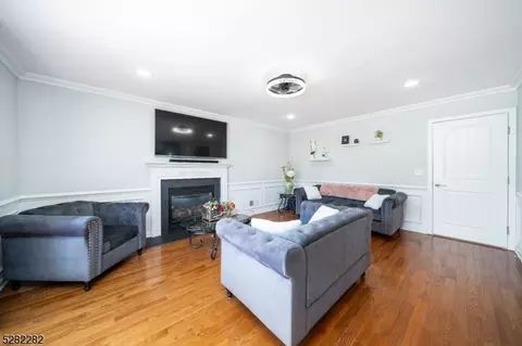 5 Glen Gary Rd, Middlesex, NJ 08846 photo 15