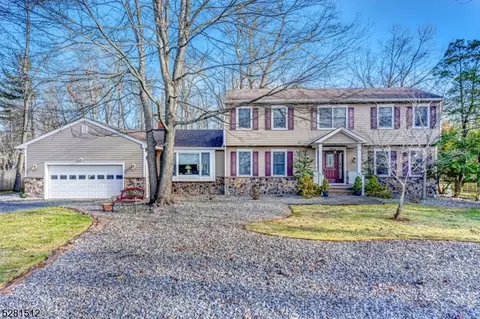 919 Sunset Rdg, Bridgewater, NJ 08807