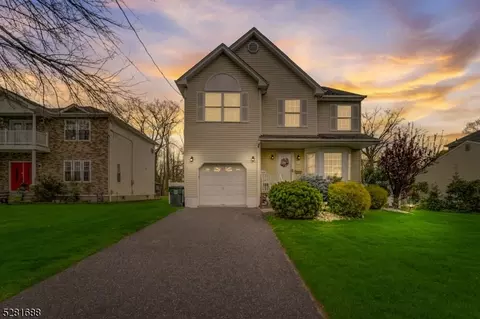 648 Ridgedale Ave, Woodbridge Twp, NJ 07095