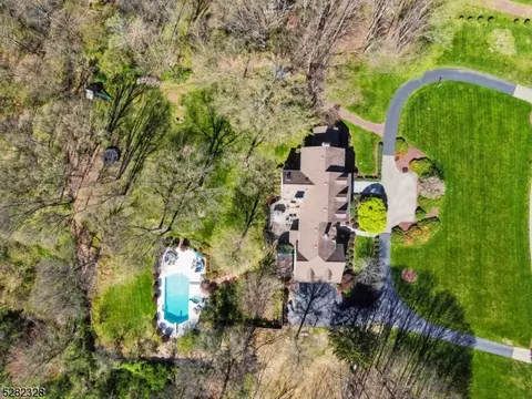 2 Balbrook Dr, Mendham Boro, NJ 07945 photo 5