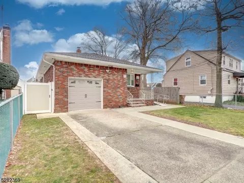 910 Wheatsheaf Rd, Linden, NJ 07036