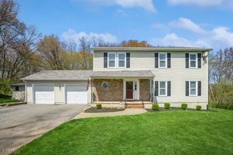 18 Hainesburg River Rd, Knowlton Twp, NJ 07832