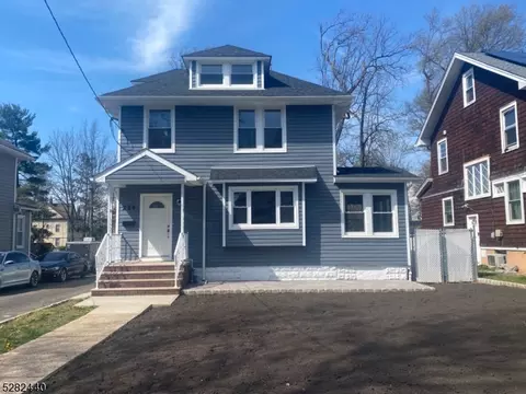 224 W 5th Ave, Roselle, NJ 07203