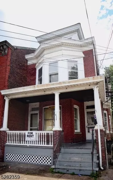 1067 S Clinton Ave, Trenton, NJ 08611