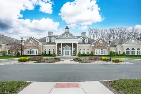 8209 Polk Dr, Wharton, NJ 07885