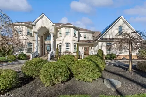 6 Longview Rd, Edison, NJ 08820 photo 2