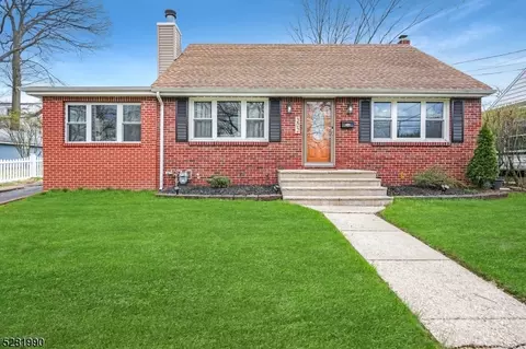 302 E Passaic Ave, Nutley, NJ 07110