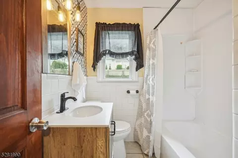 302 E Passaic Ave, Nutley, NJ 07110 photo 8