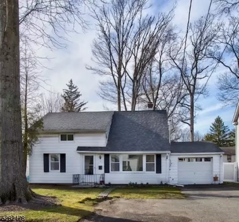 16 Hunterdon Rd, West Orange, NJ 07052