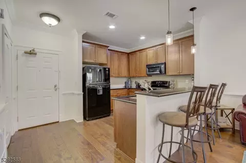 1115 Wharton Ct, Riverdale, NJ 07457