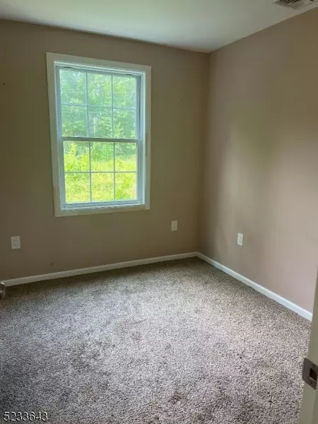 488 Riverside Dr, Wayne, NJ 07470 photo 8