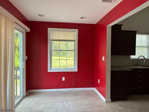 488 Riverside Dr, Wayne, NJ 07470 photo 9