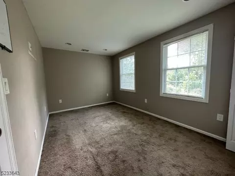 488 Riverside Dr, Wayne, NJ 07470 photo 7