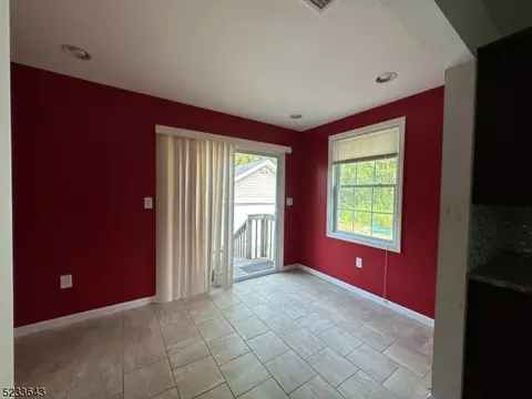 488 Riverside Dr, Wayne, NJ 07470 photo 10