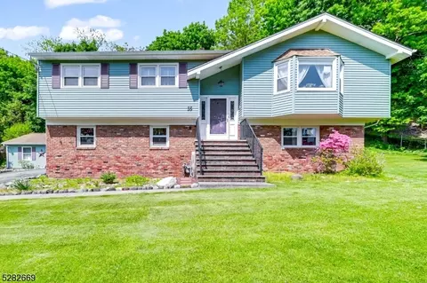 35 Horizon Ter, Hawthorne, NJ 07506