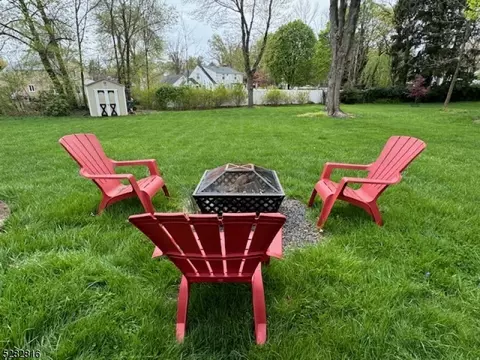 157 Meadowbrook Dr, North Plainfield, NJ 07062 photo 23